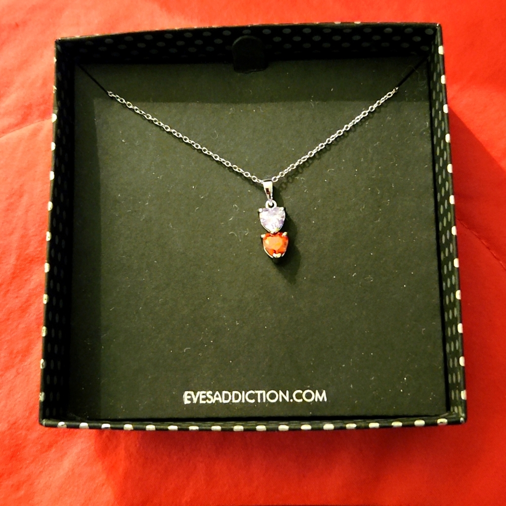 Eves Addiction gorgeous fAshion necklaces bnwot